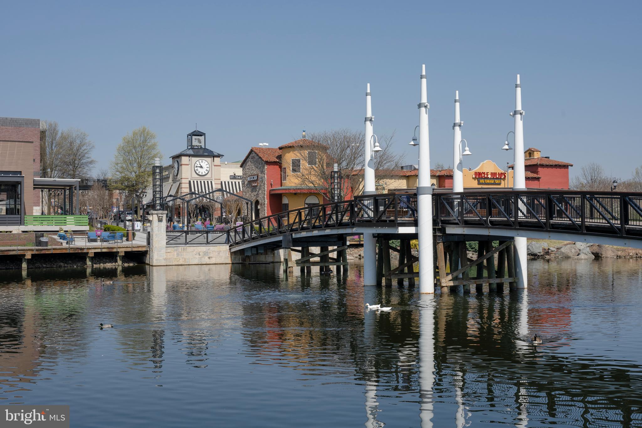 CROWN FARM - Residential