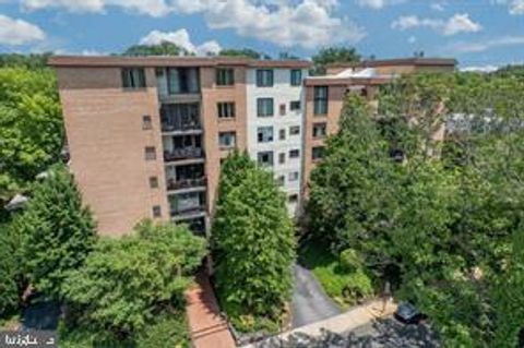 Photo of 1403 - Unit Shallcross Avenue, WILMINGTON, DE 19806 (MLS # DENC2091140)