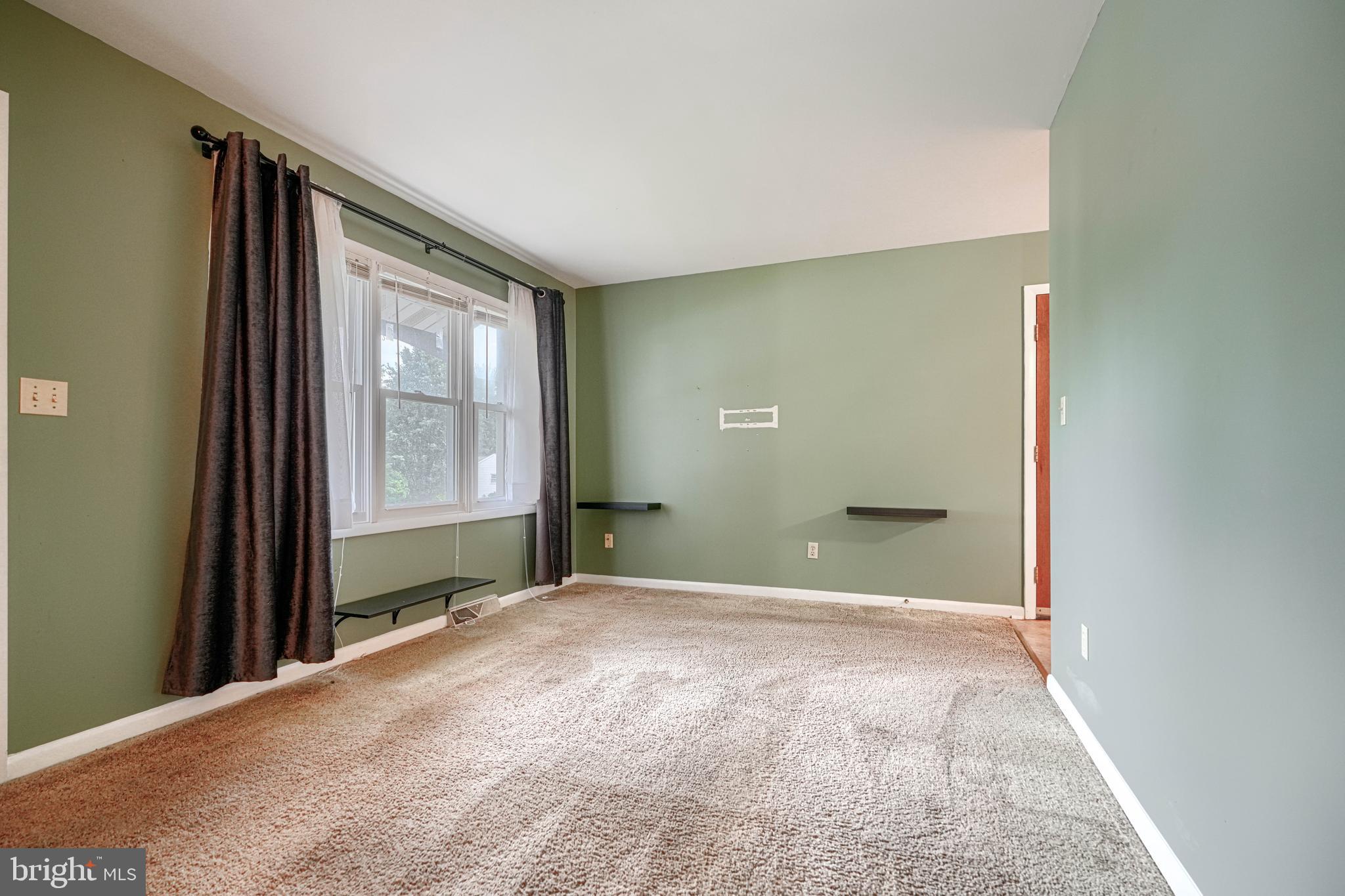 113 WESTVIEW DRIVE