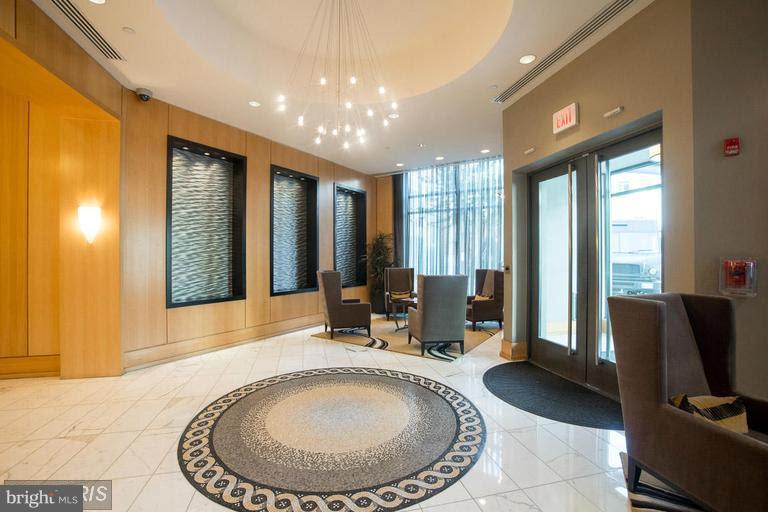 NATIONAL HARBOR - Residential