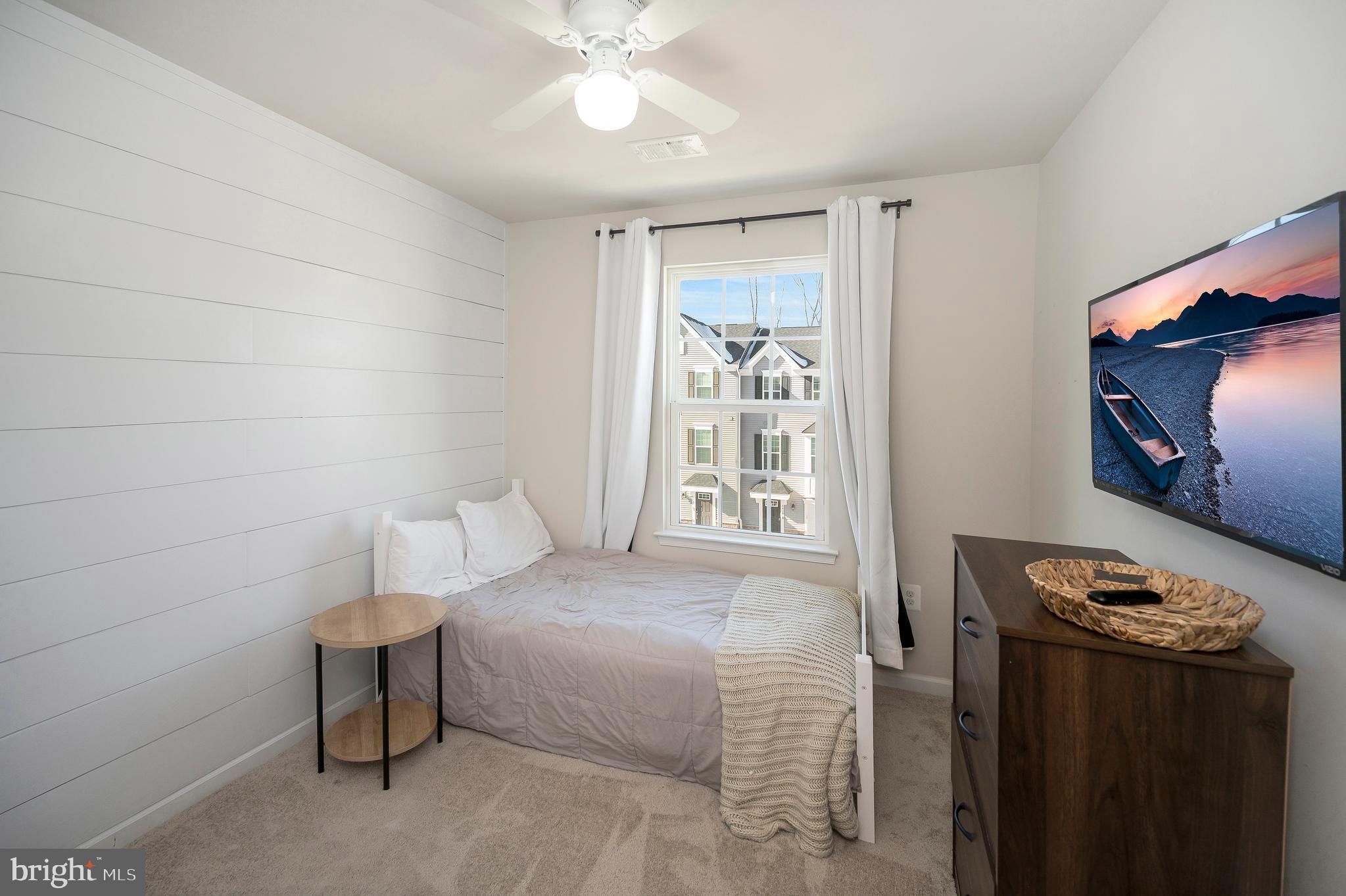 THE VILLAGE AT COURTHOUSE COMMONS - Residential Lease