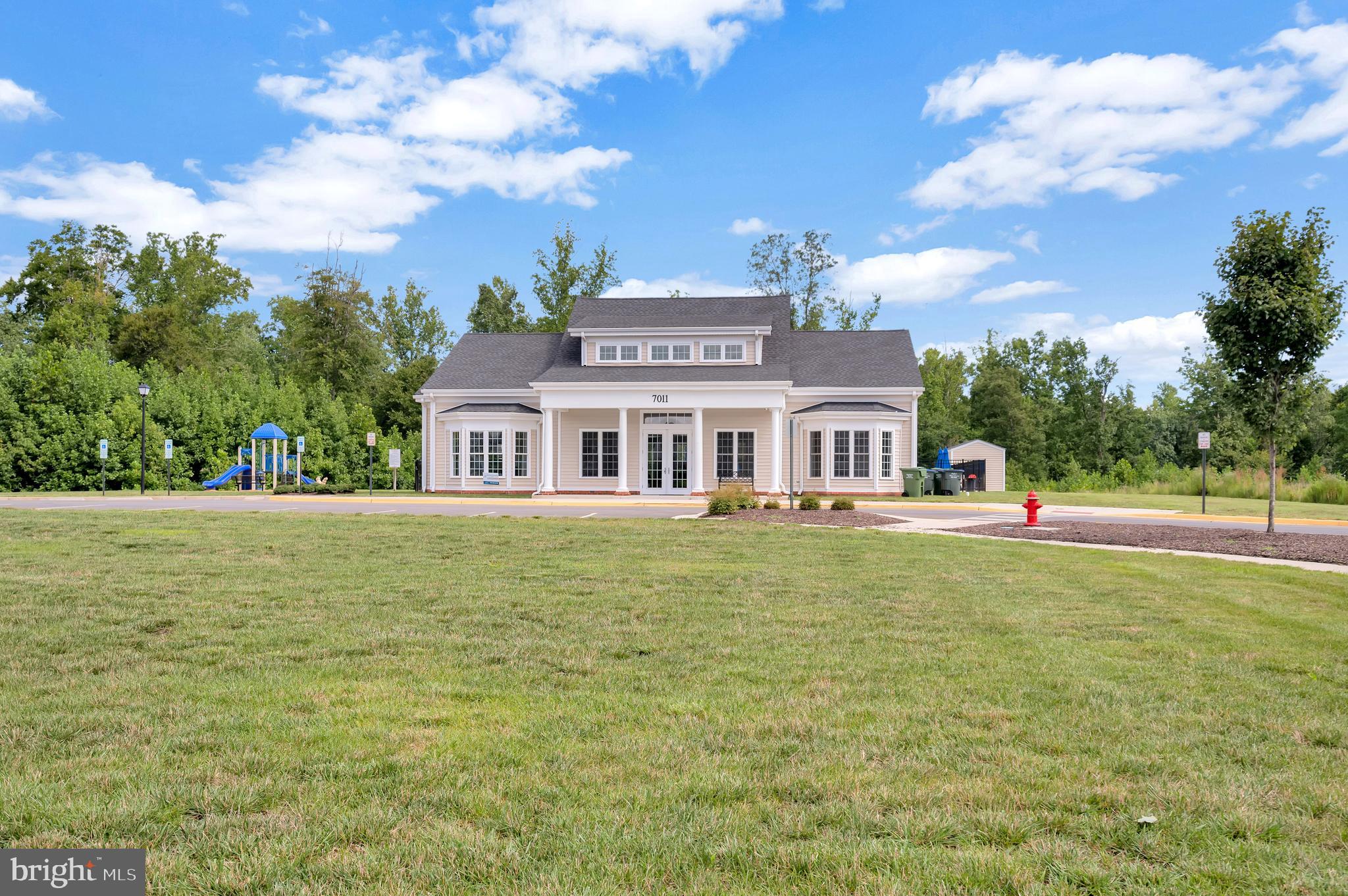 THE VILLAGE AT COURTHOUSE COMMONS - Residential Lease