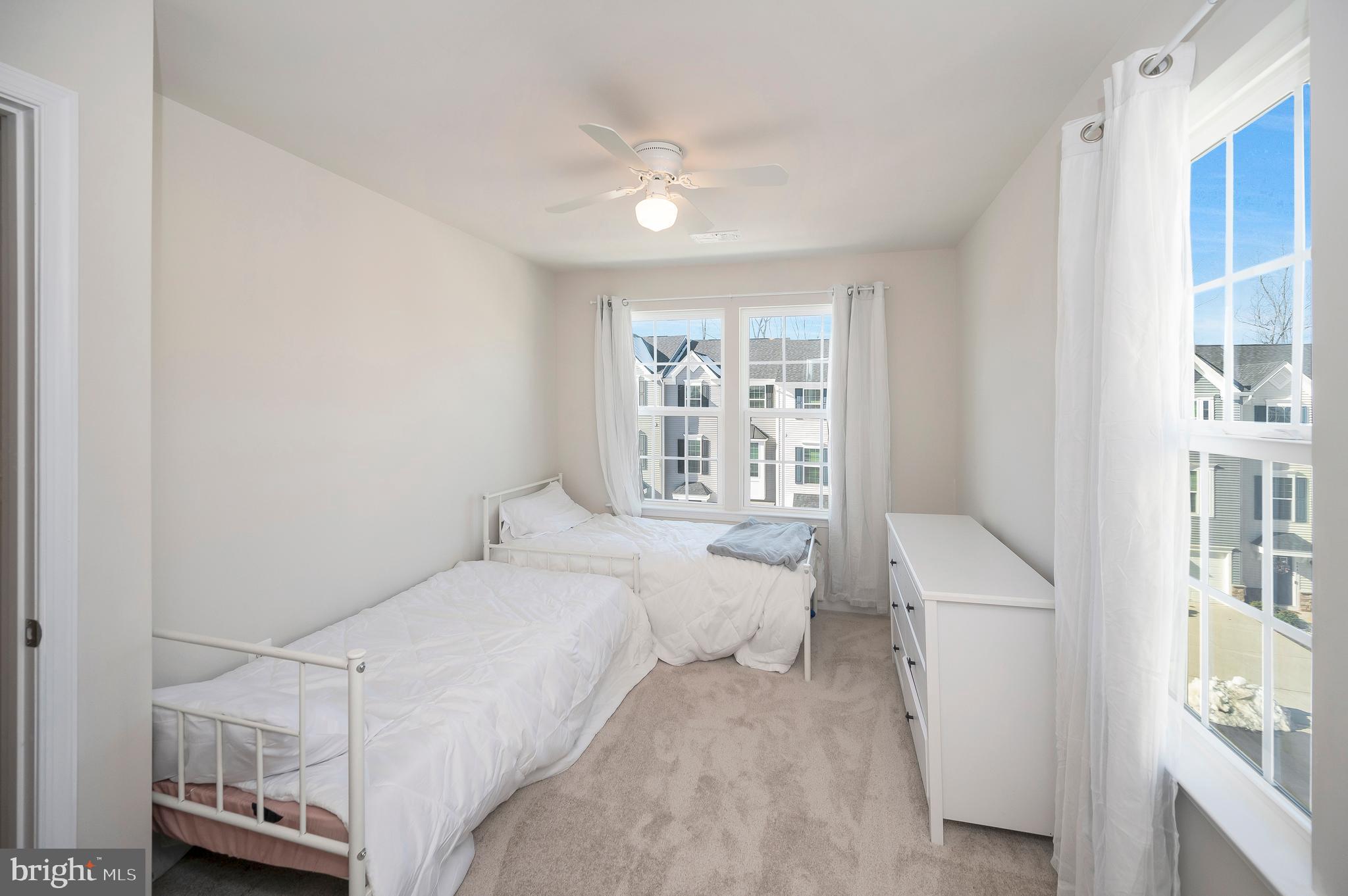 THE VILLAGE AT COURTHOUSE COMMONS - Residential Lease