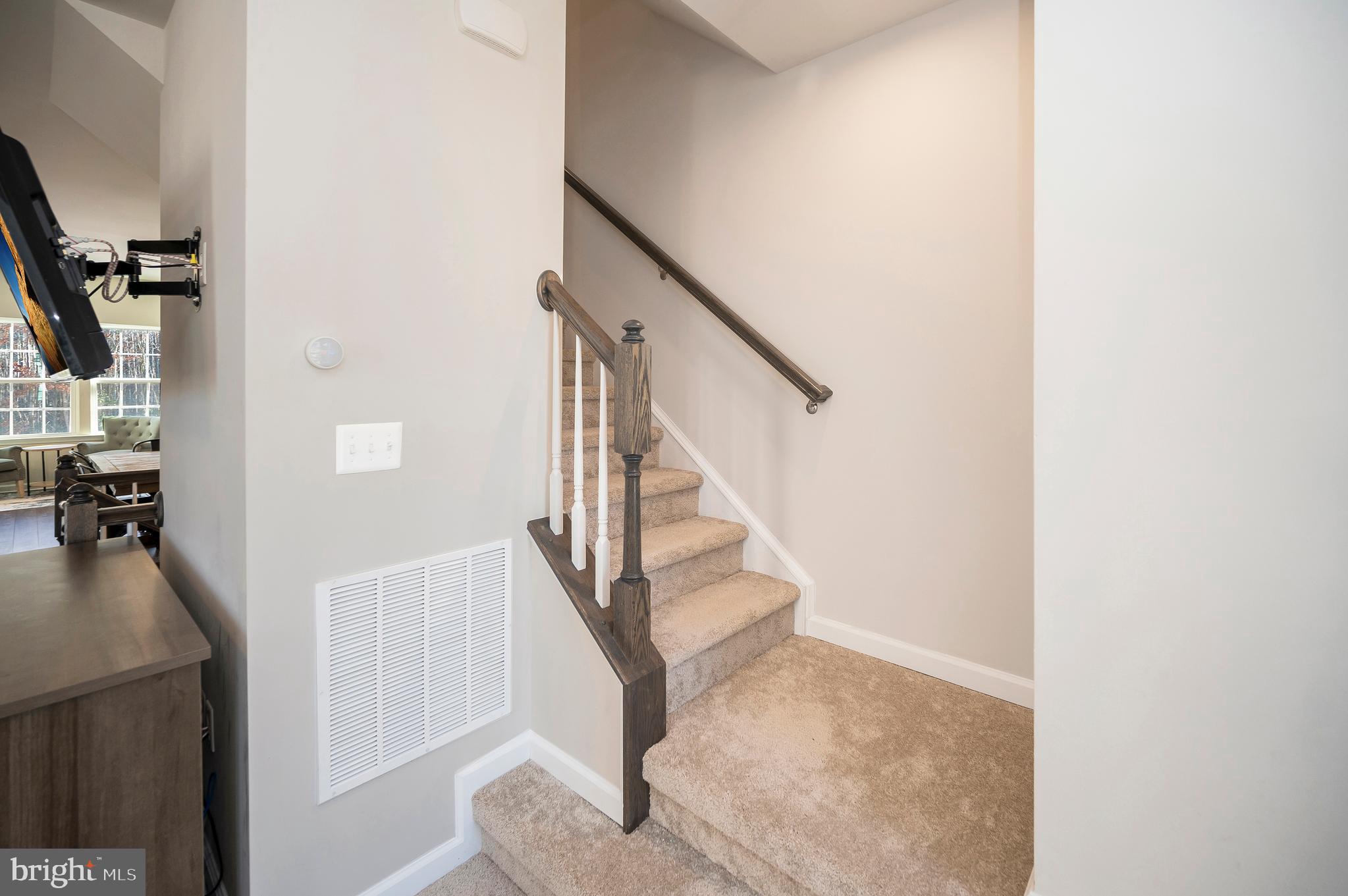 THE VILLAGE AT COURTHOUSE COMMONS - Residential Lease