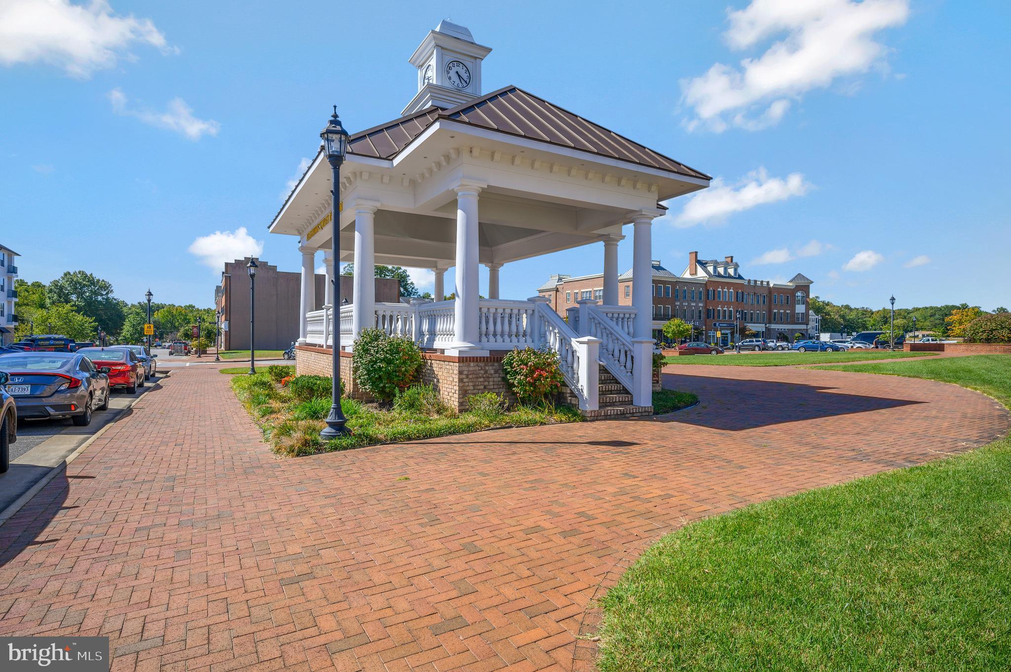 THE VILLAGE AT COURTHOUSE COMMONS - Residential Lease