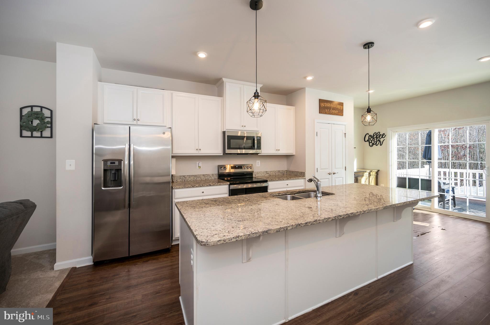 THE VILLAGE AT COURTHOUSE COMMONS - Residential Lease