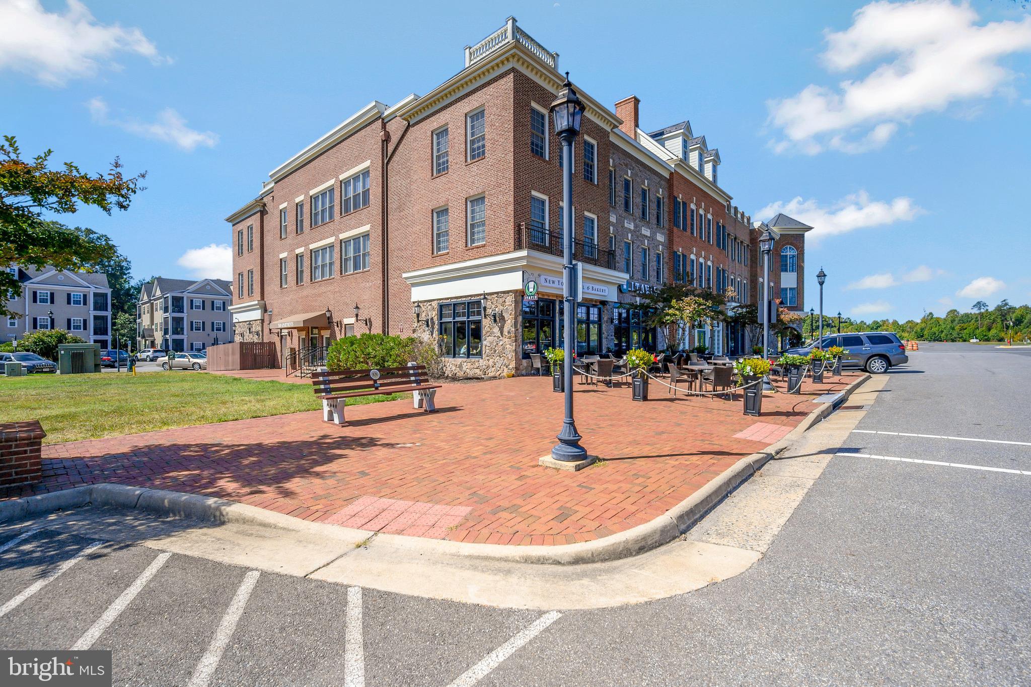 THE VILLAGE AT COURTHOUSE COMMONS - Residential Lease