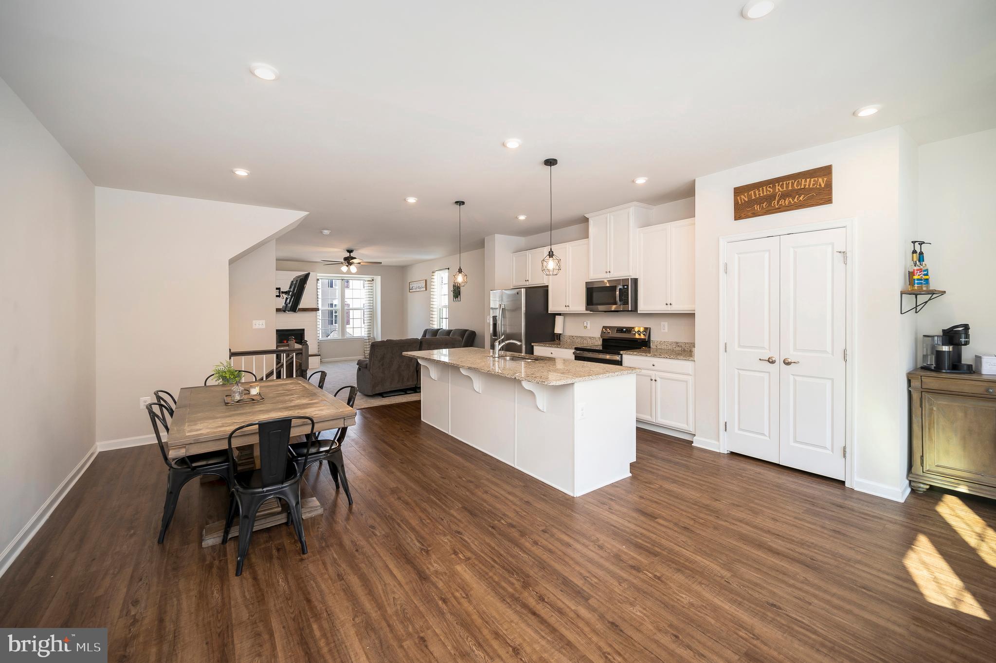 THE VILLAGE AT COURTHOUSE COMMONS - Residential Lease