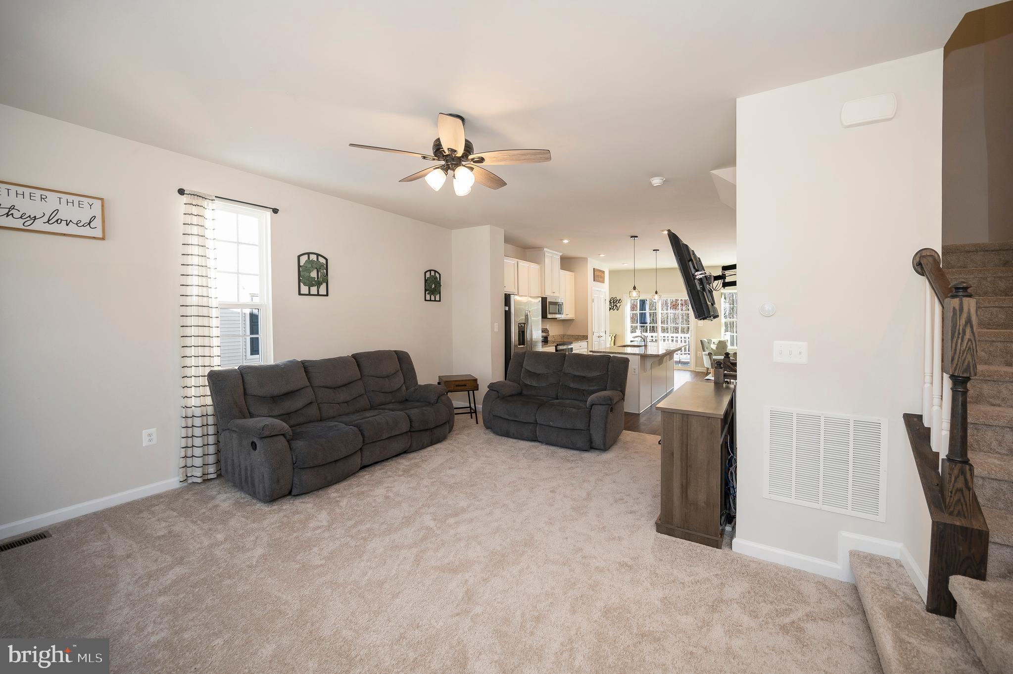 THE VILLAGE AT COURTHOUSE COMMONS - Residential Lease