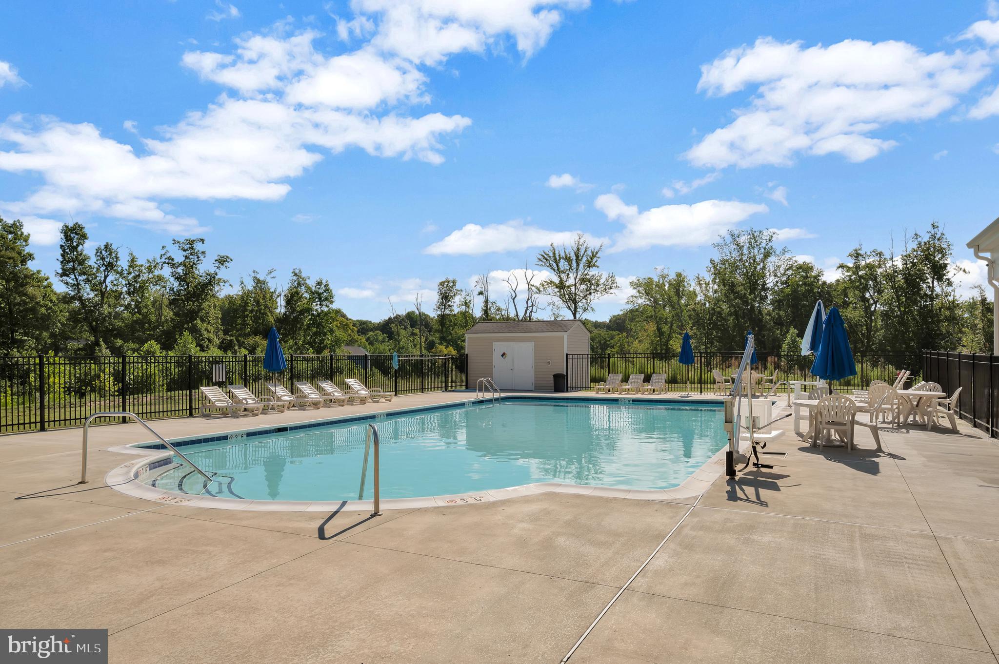 THE VILLAGE AT COURTHOUSE COMMONS - Residential Lease