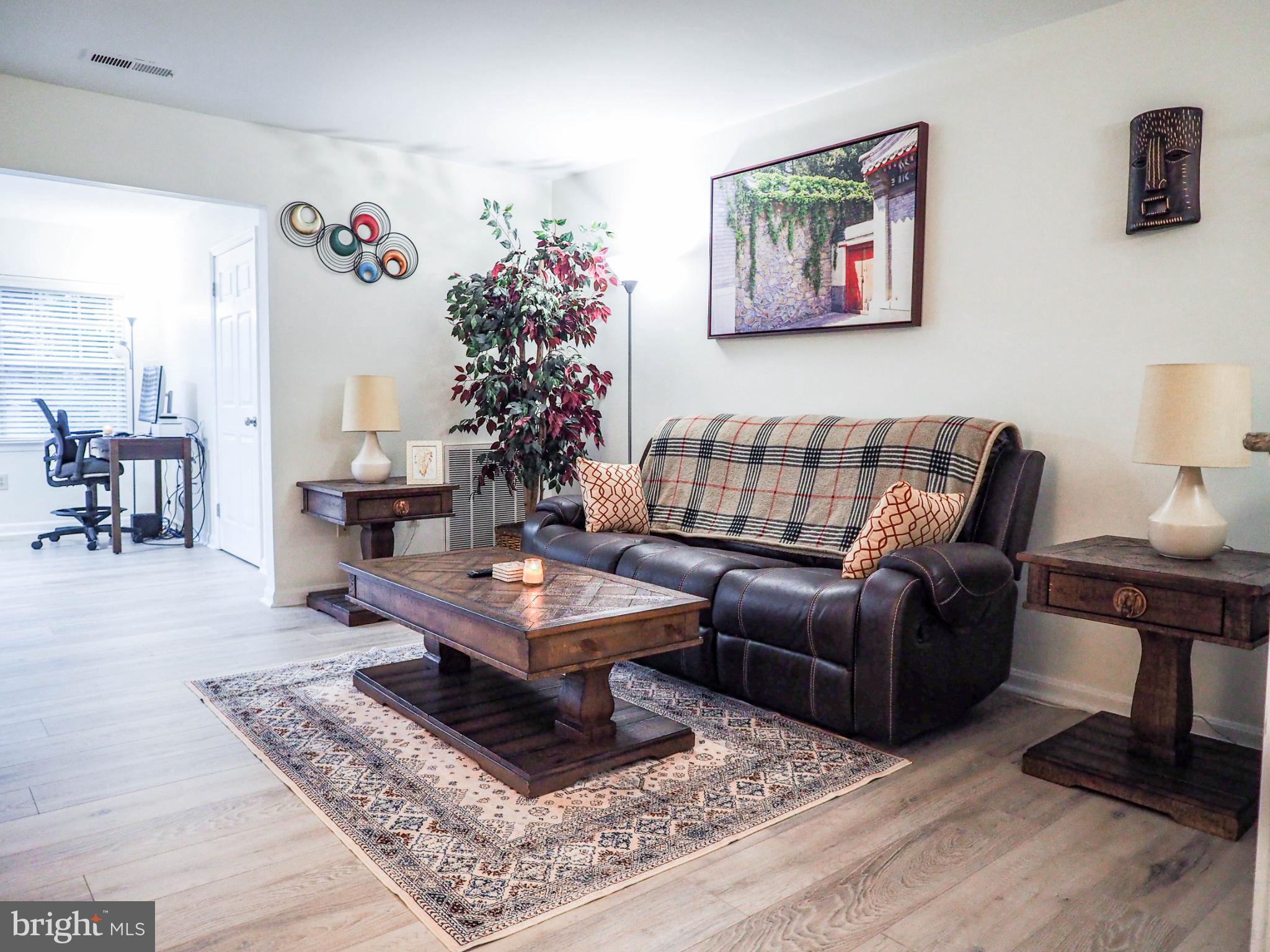 CHERRY VIEW PARK - Residential