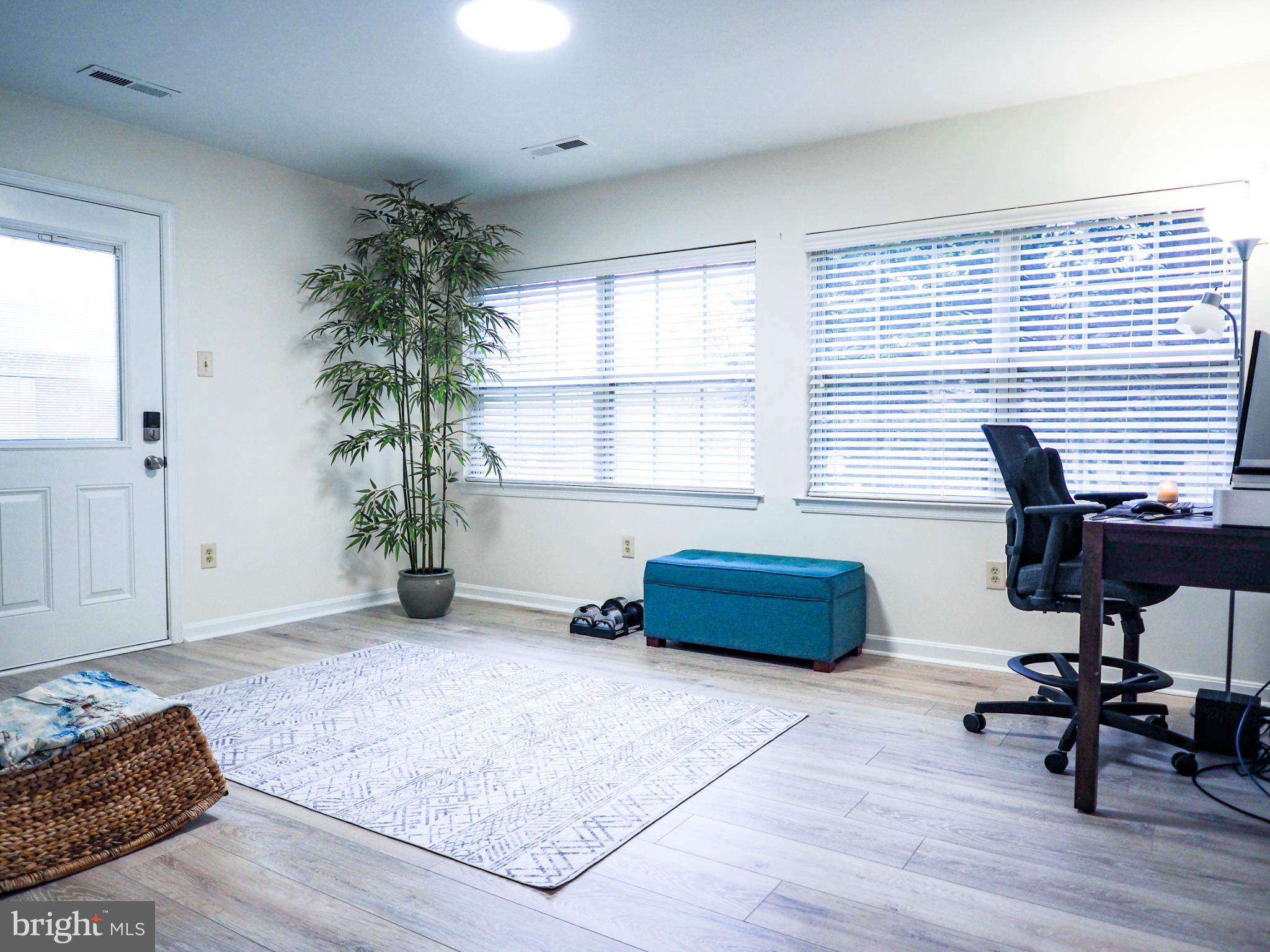 CHERRY VIEW PARK - Residential