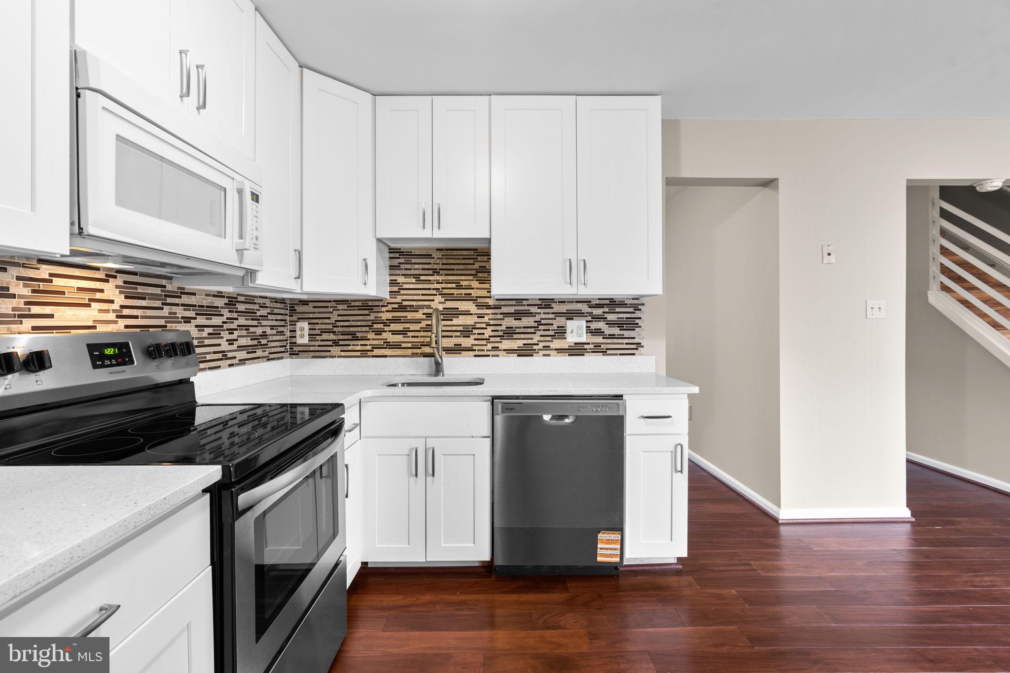 CROFTON MEADOWS - Residential