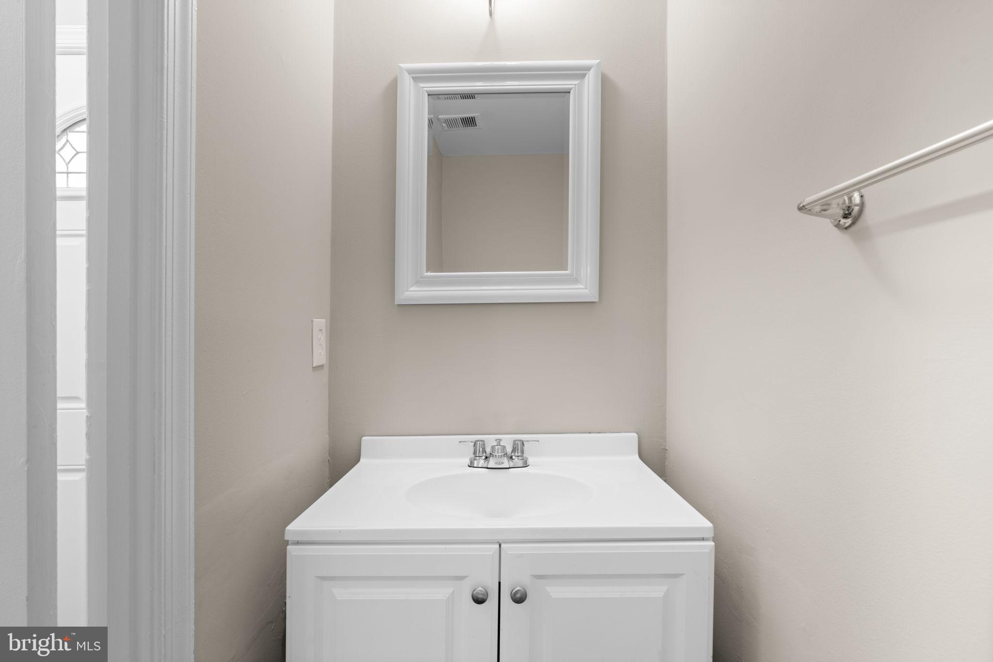 CROFTON MEADOWS - Residential