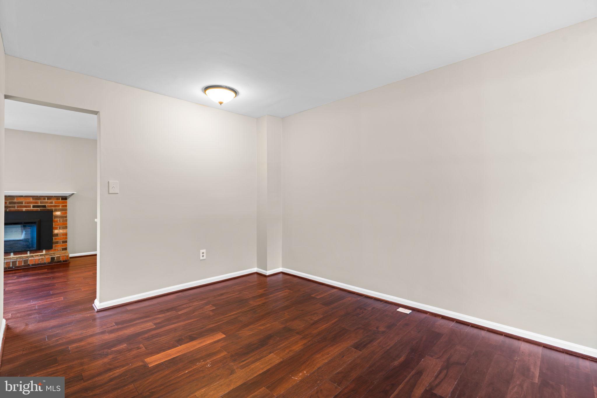 CROFTON MEADOWS - Residential