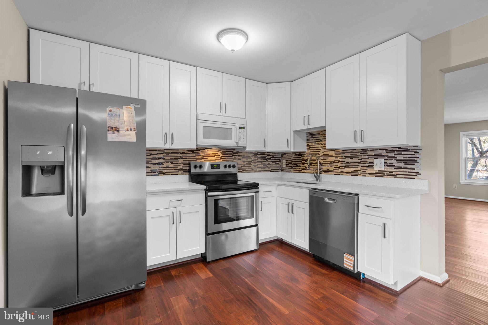 CROFTON MEADOWS - Residential