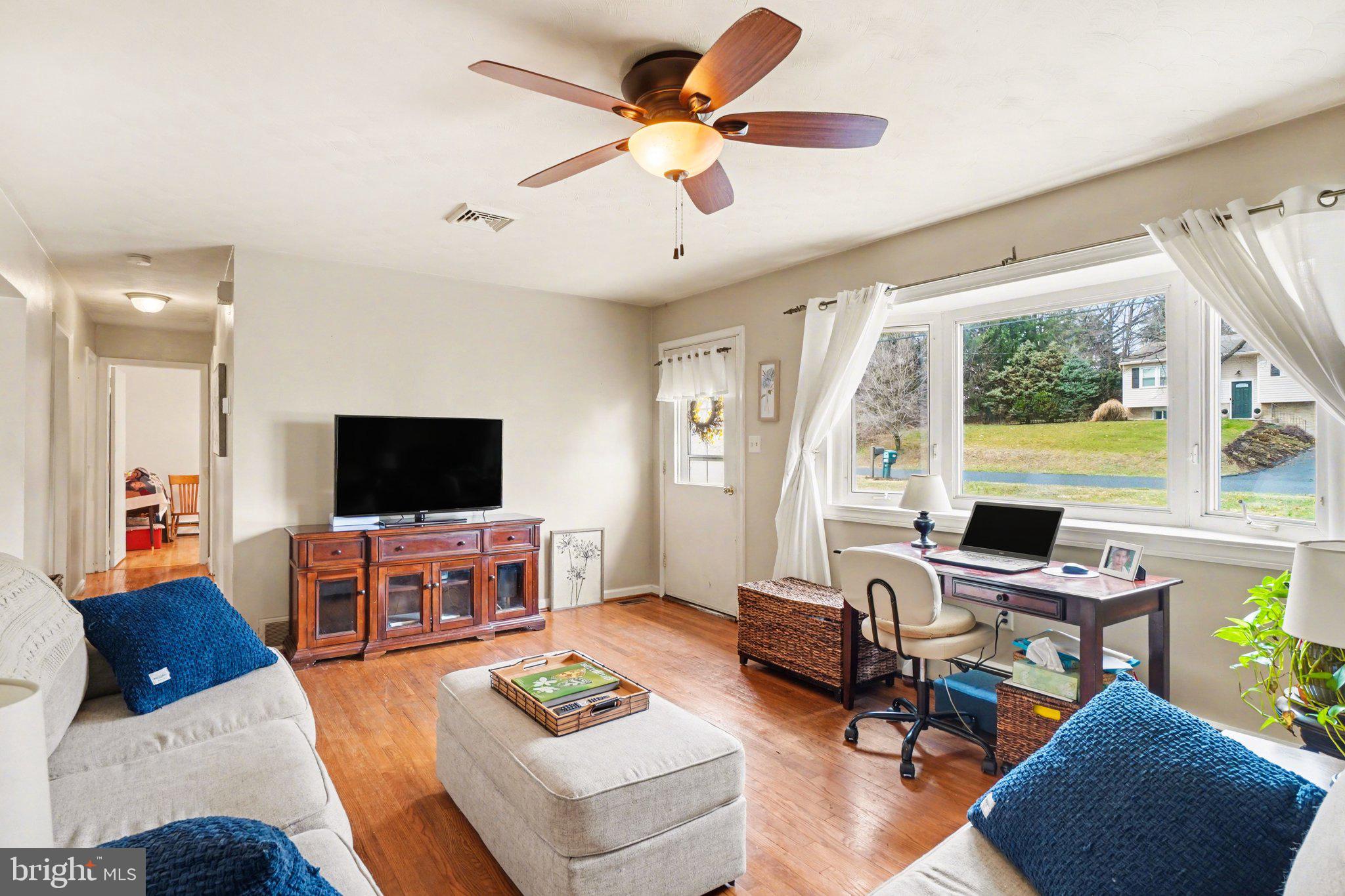 3925 SULLIVAN STREET