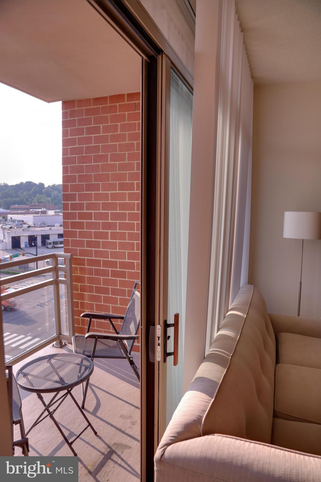 ECLIPSE ON CENTER PARK - Residential Lease