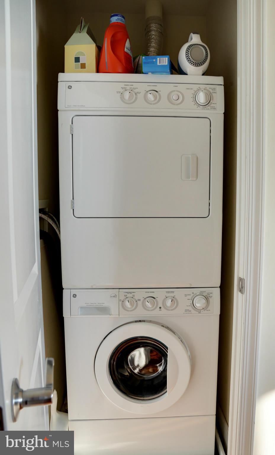 ECLIPSE ON CENTER PARK - Residential Lease