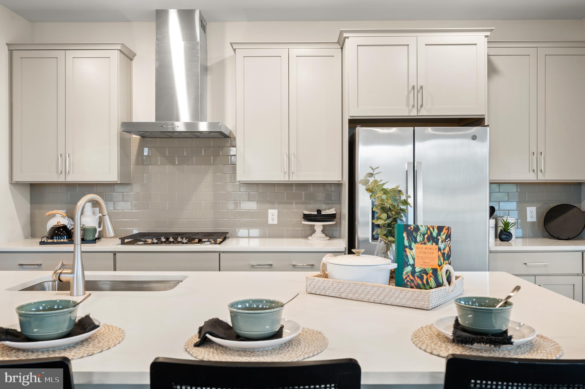 EXTON GROVE - Residential