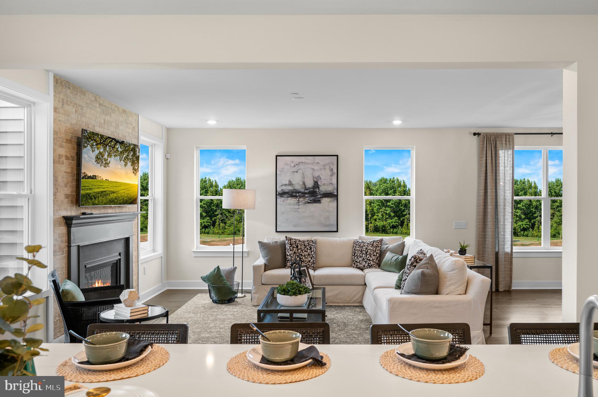 EXTON GROVE - Residential