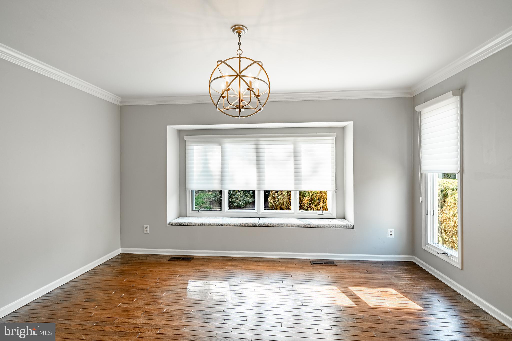 RADLEY RUN MEWS - Residential