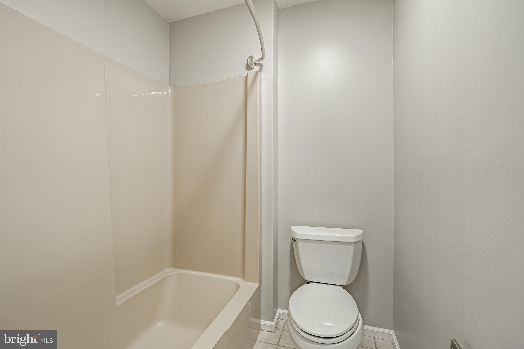 RADLEY RUN MEWS - Residential