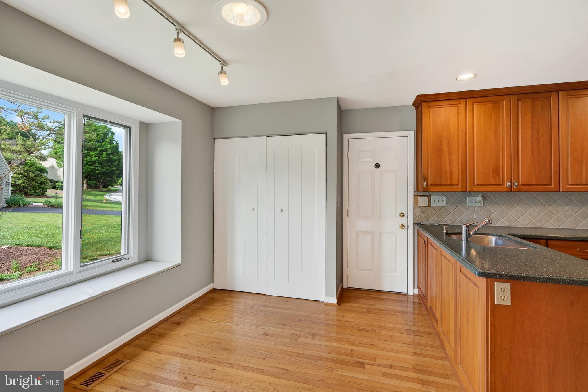 RADLEY RUN MEWS - Residential