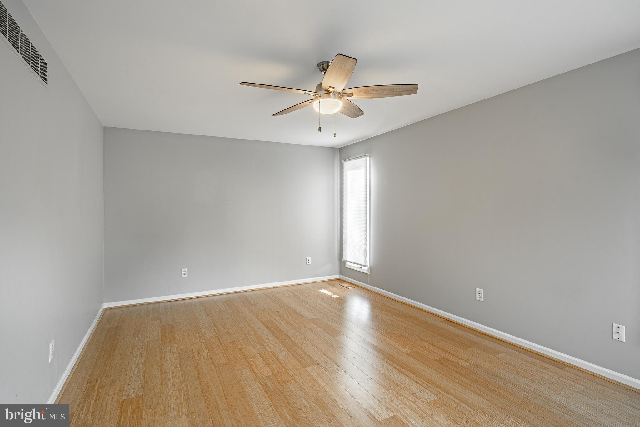 RADLEY RUN MEWS - Residential