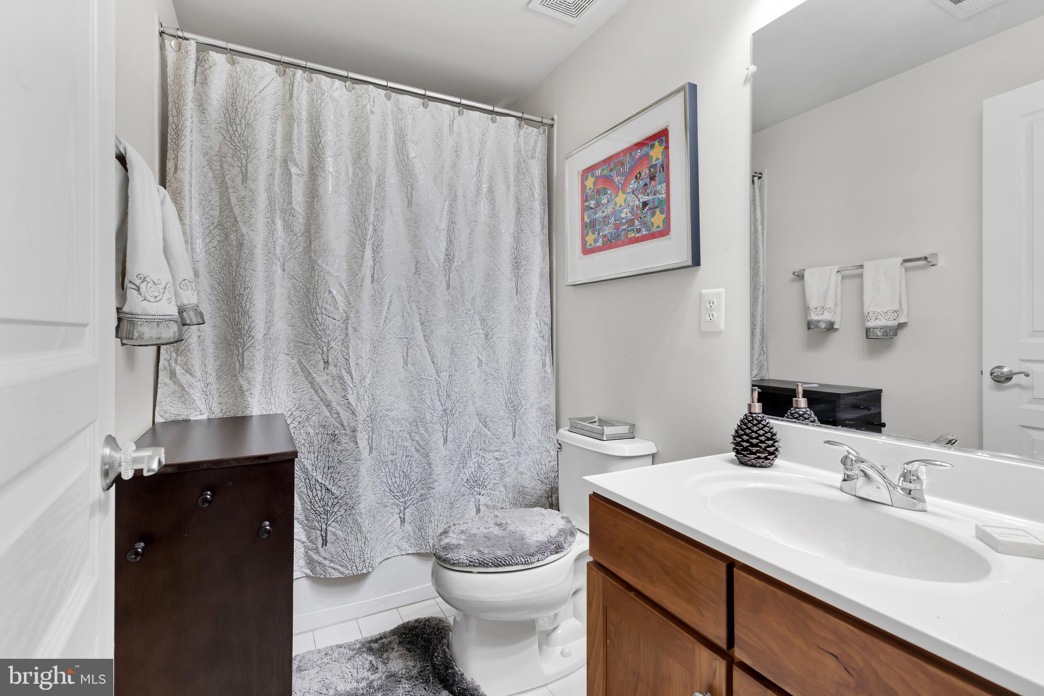 SHIRLINGTON - Residential