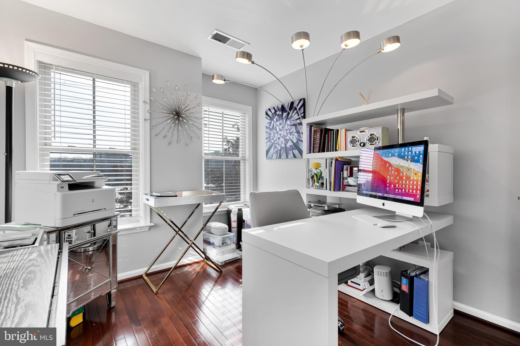 SHIRLINGTON - Residential