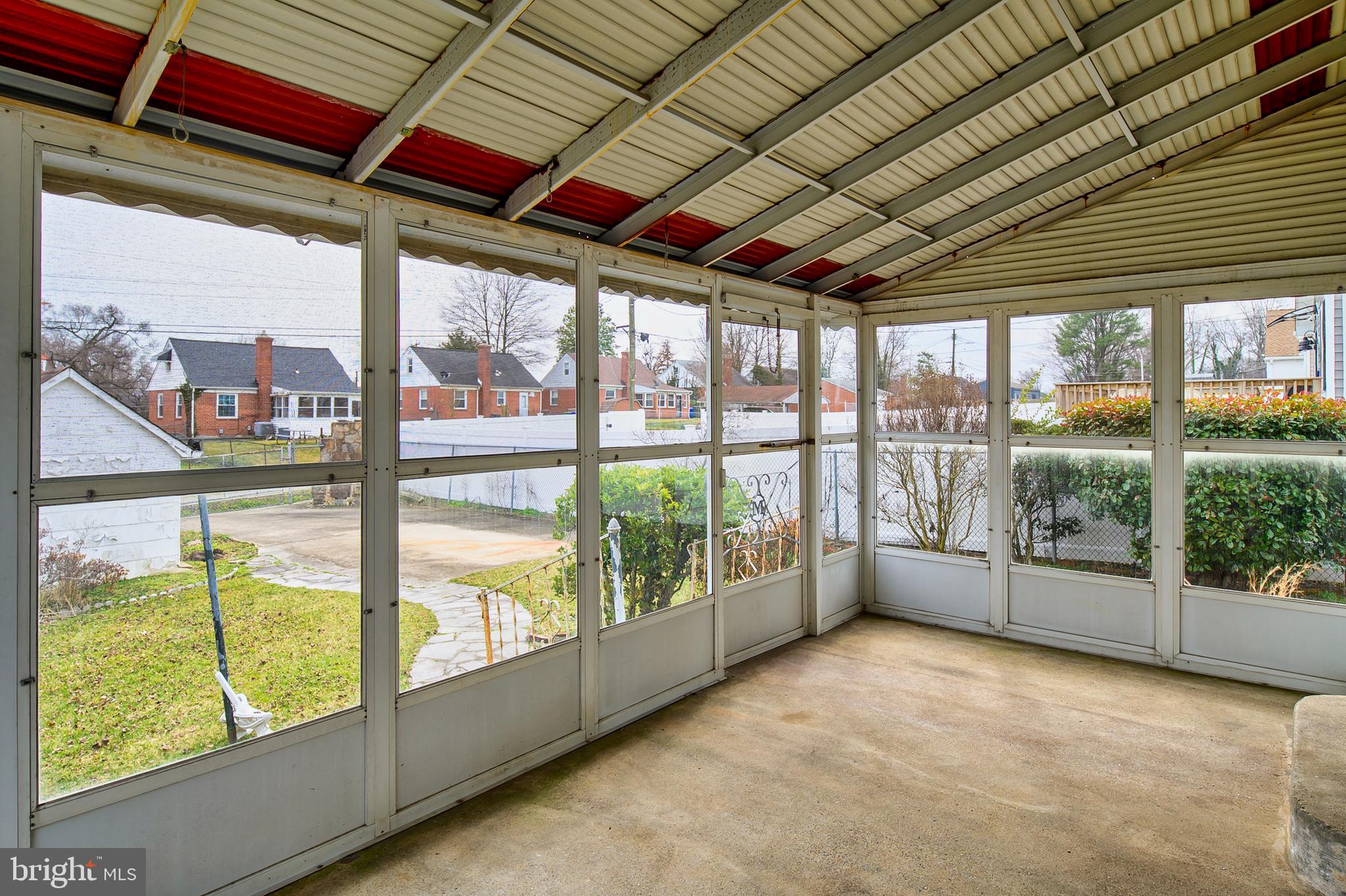 KENILWORTH PARK - Residential