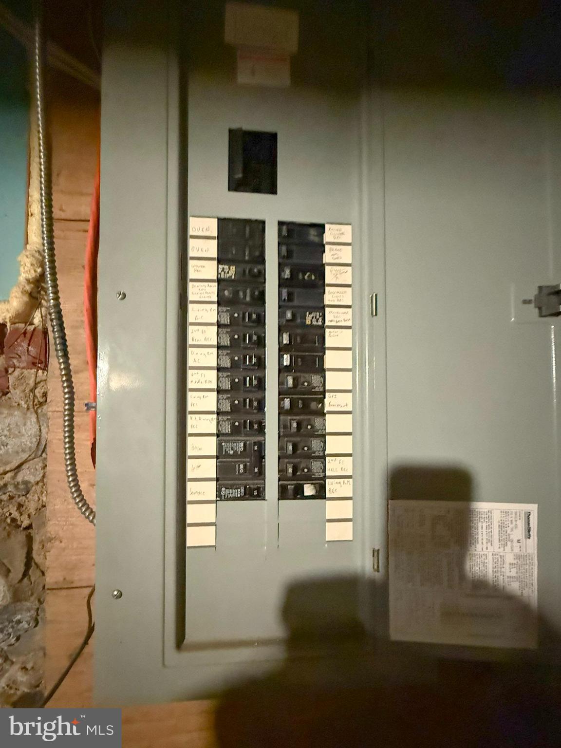 LANCASTER - Commercial Sale