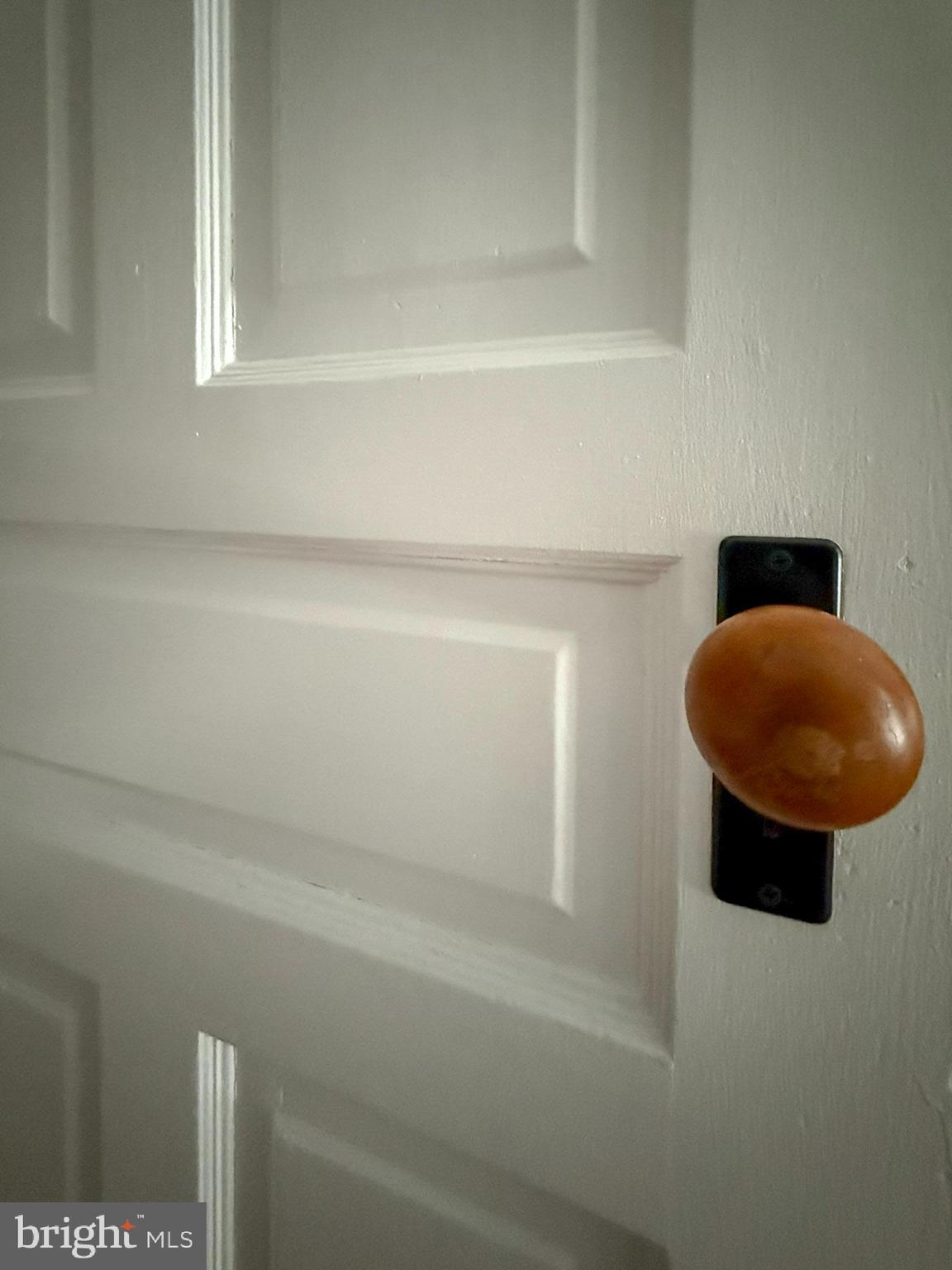 LANCASTER - Commercial Sale