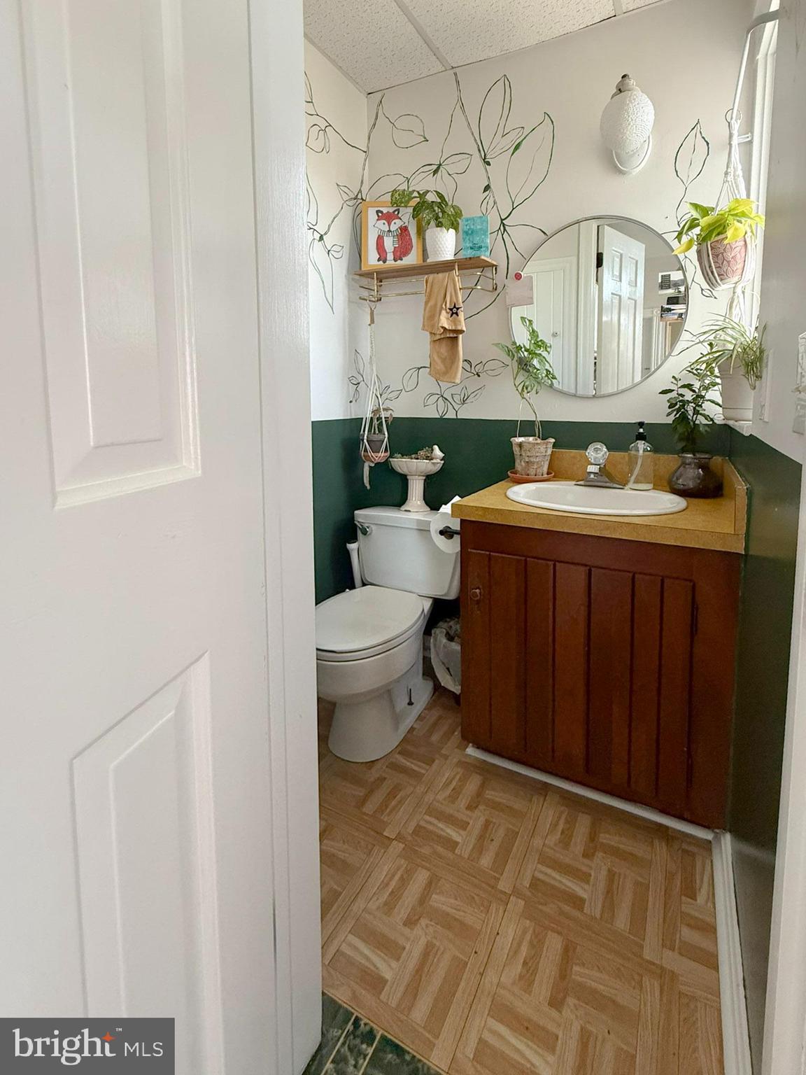 LANCASTER - Commercial Sale