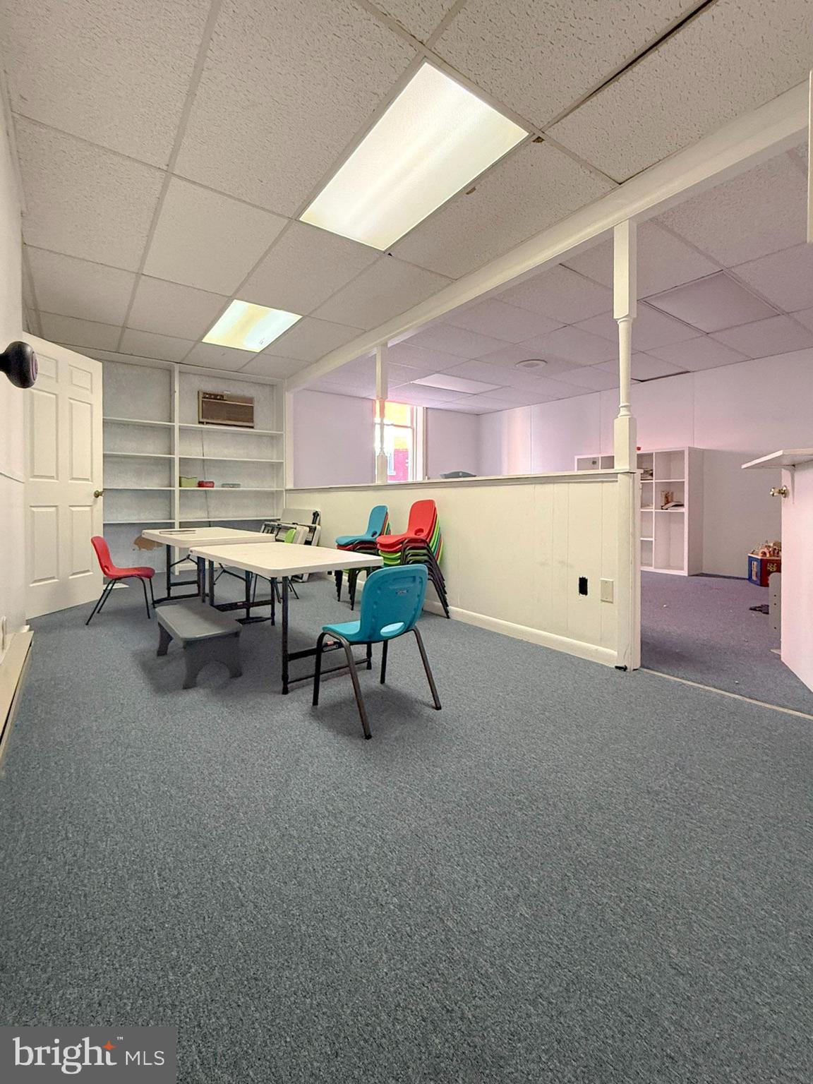 LANCASTER - Commercial Sale