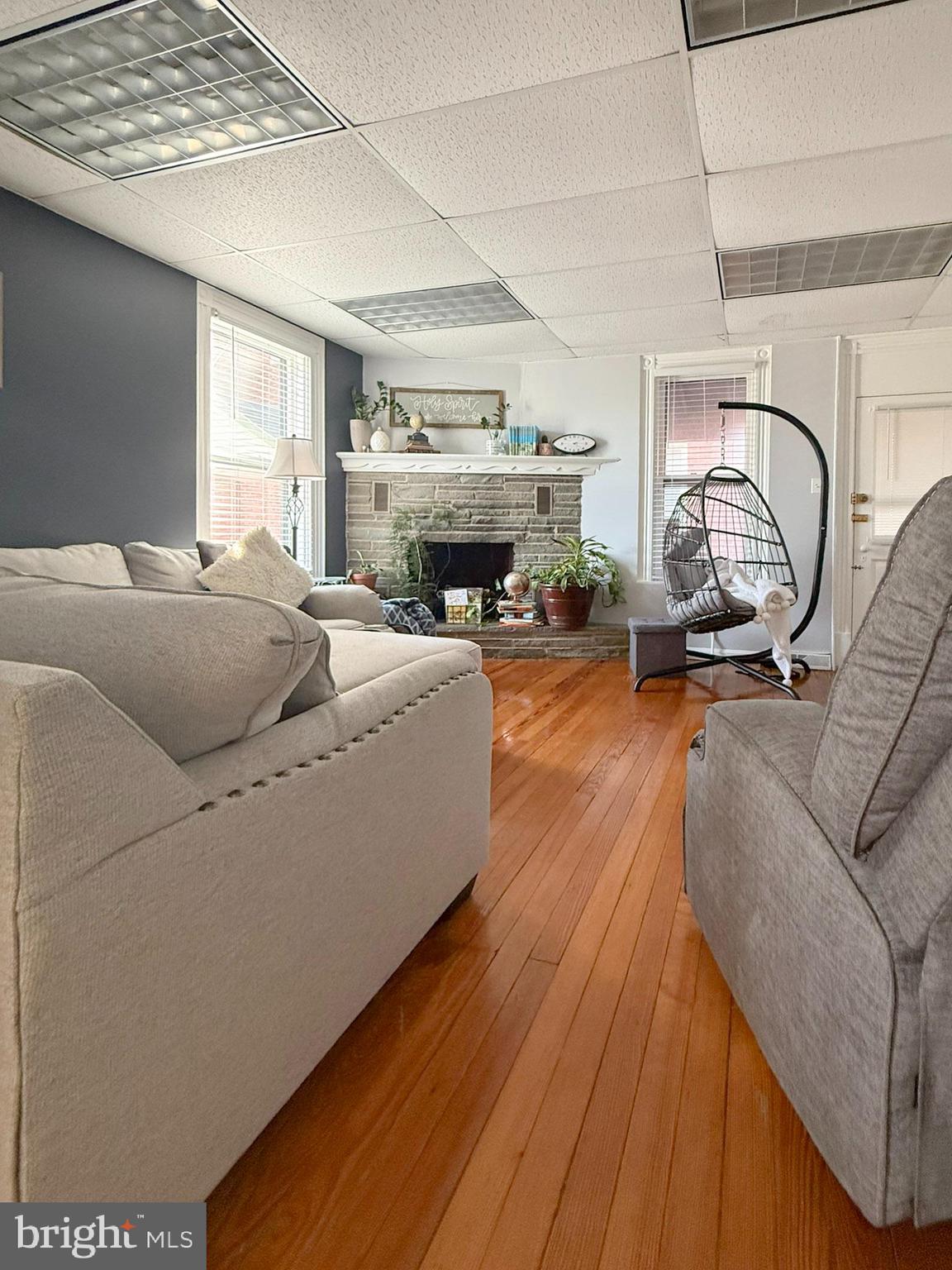 LANCASTER - Commercial Sale