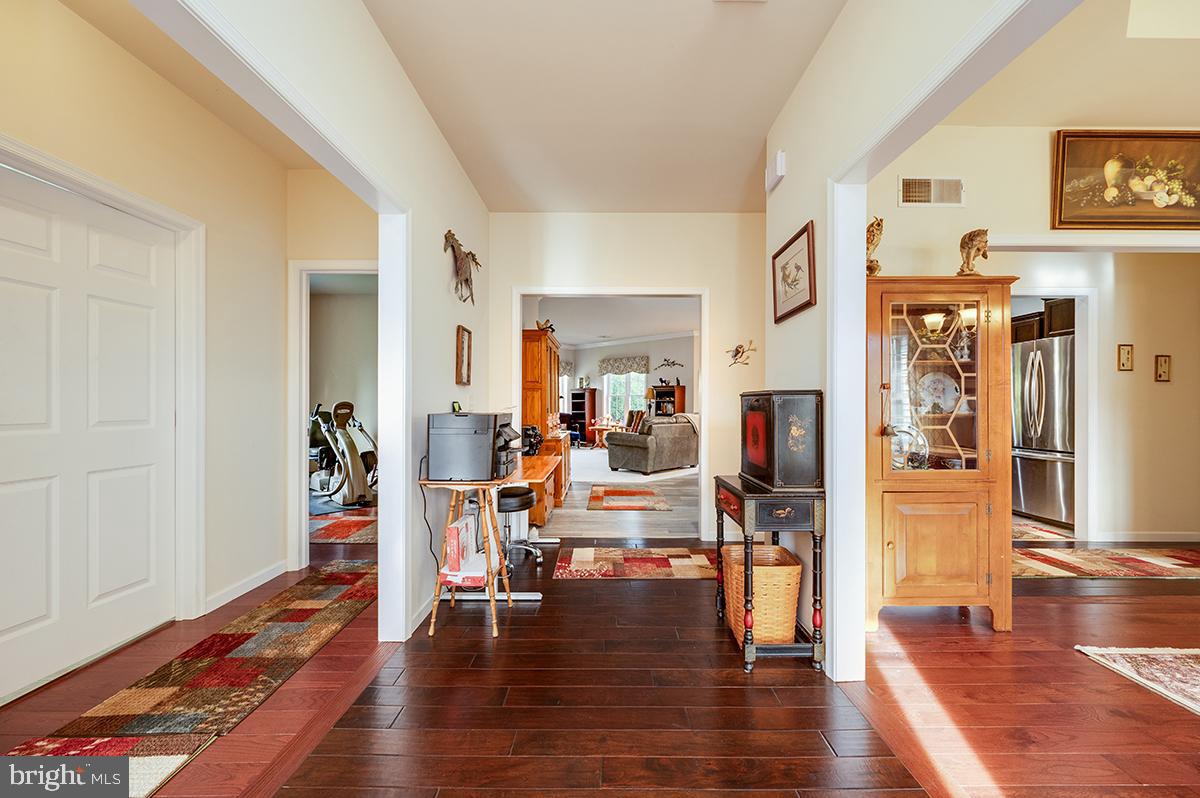 STONECROFT VILLAGE - Residential