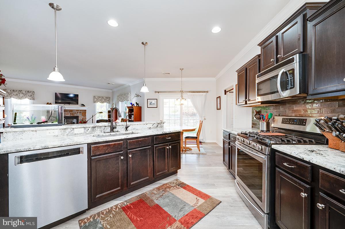 STONECROFT VILLAGE - Residential