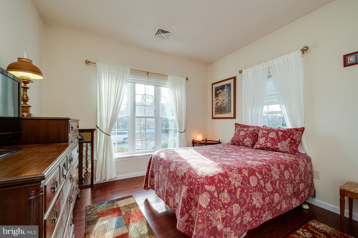 STONECROFT VILLAGE - Residential