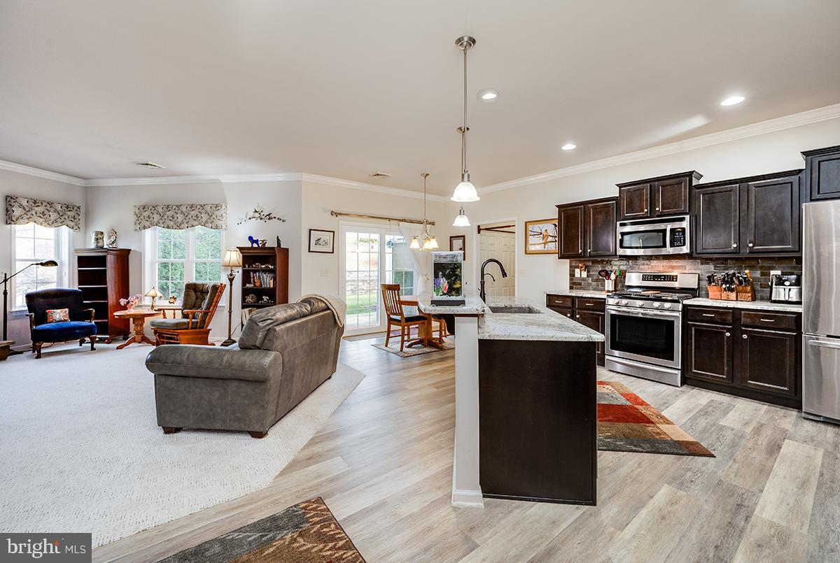 STONECROFT VILLAGE - Residential