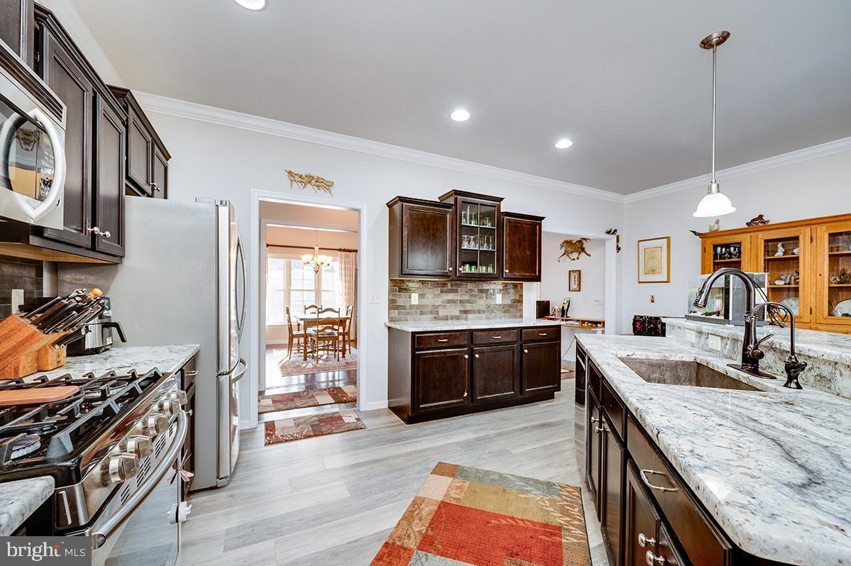 STONECROFT VILLAGE - Residential