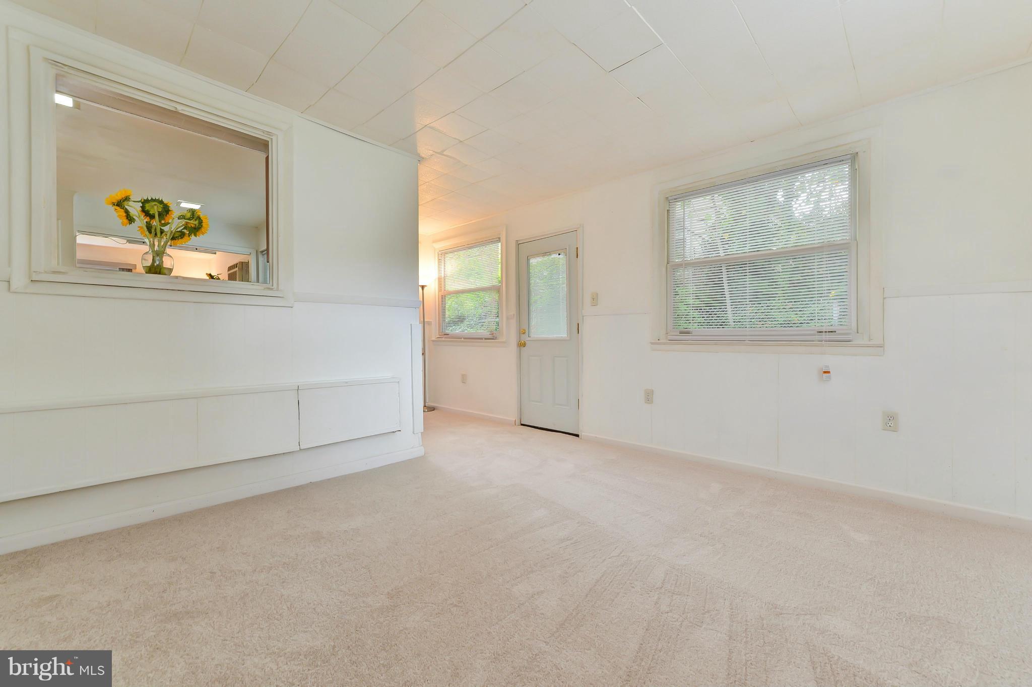 VIRGINIA HILLS - Residential