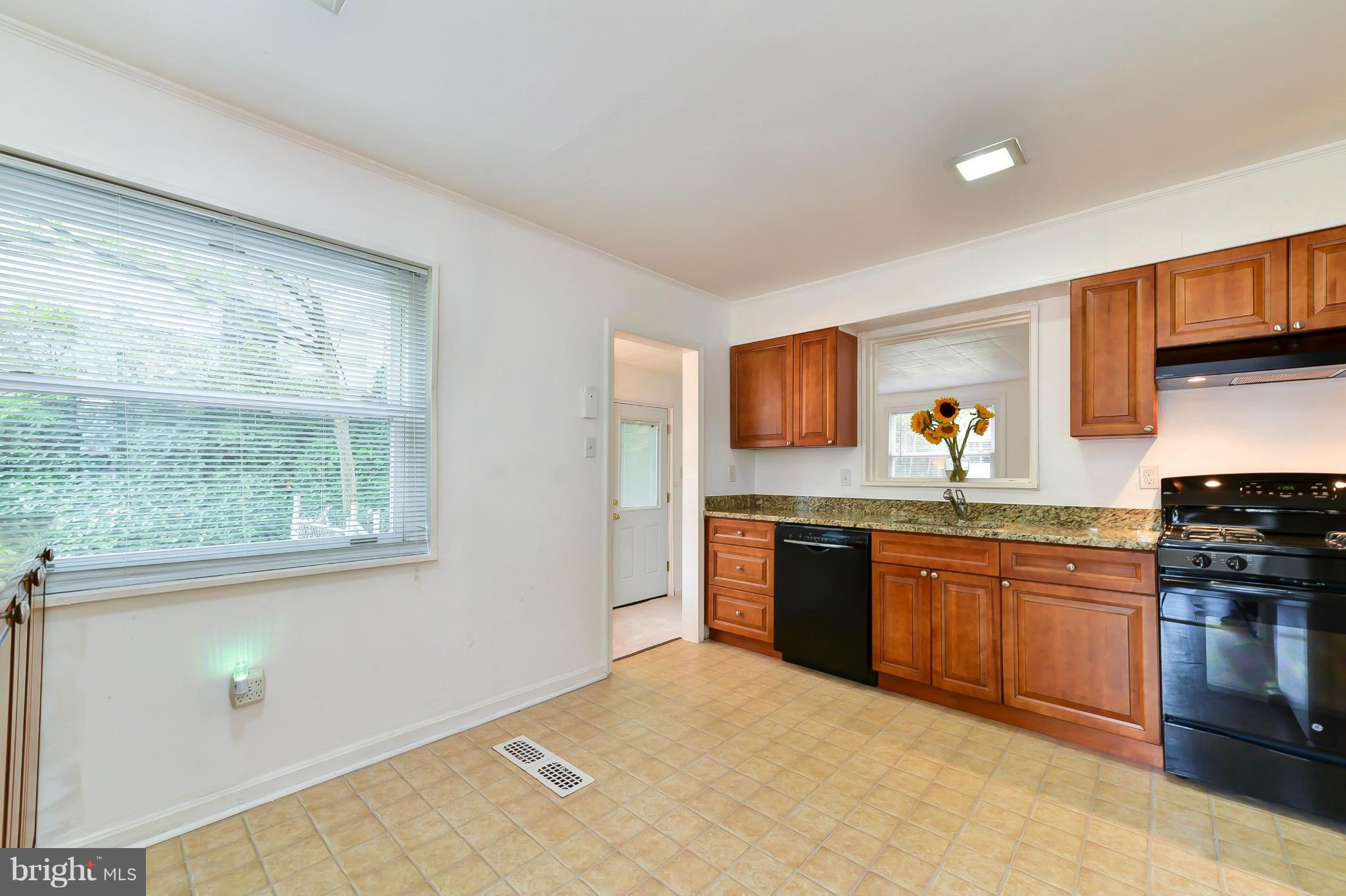 VIRGINIA HILLS - Residential