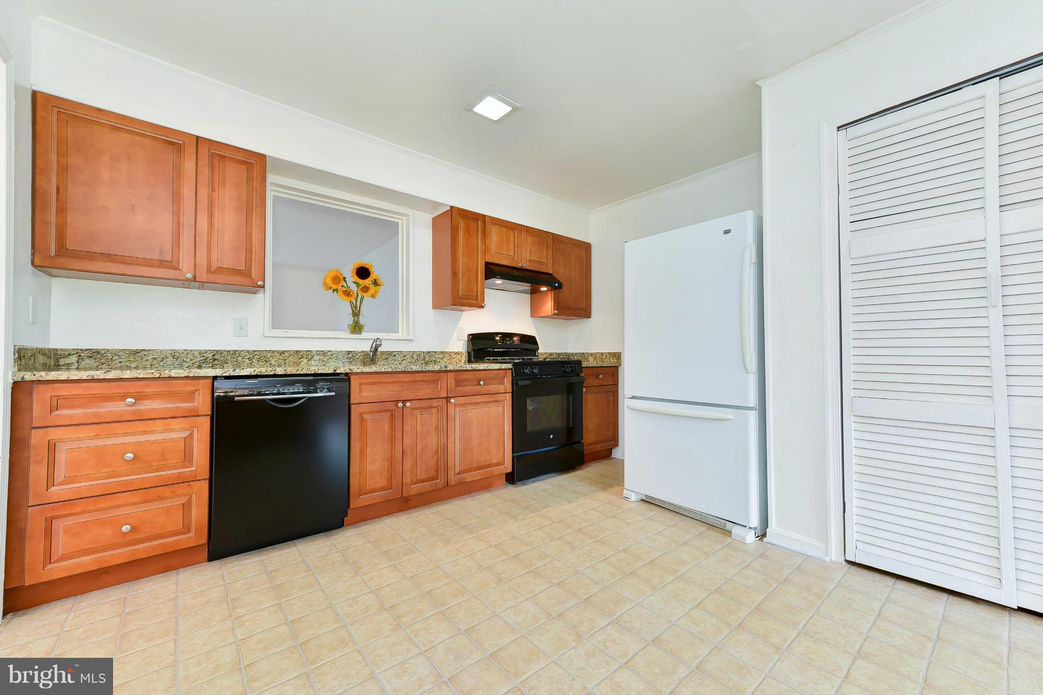 VIRGINIA HILLS - Residential