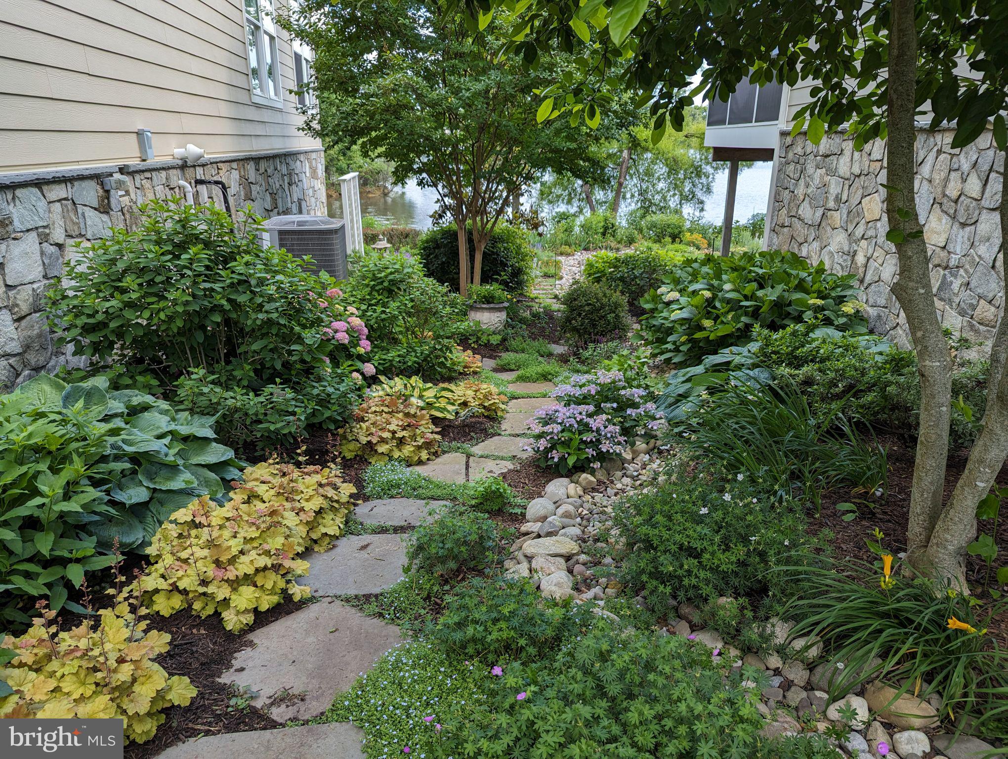 BROOKSIDE - Residential