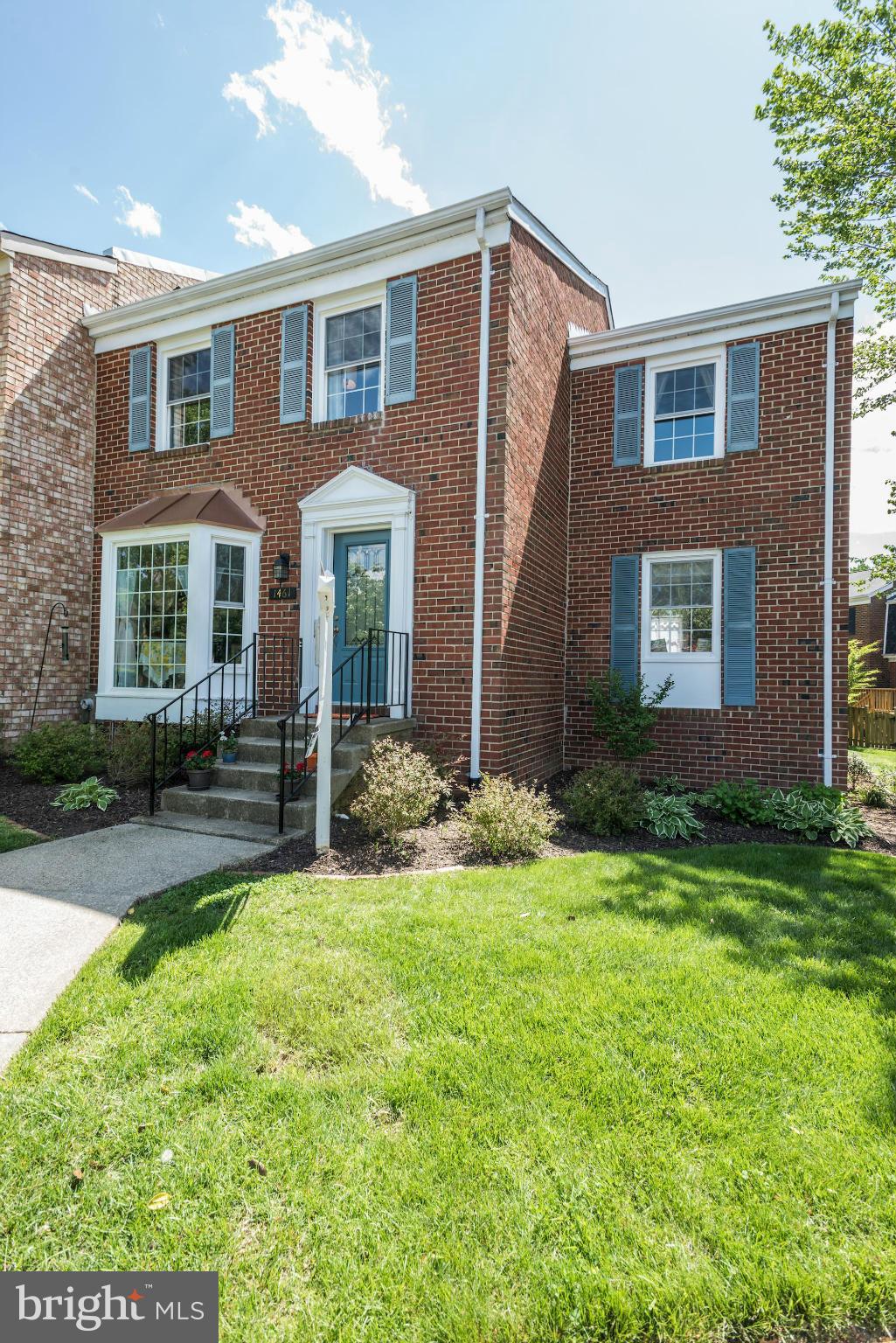 BAY HILLS - Residential