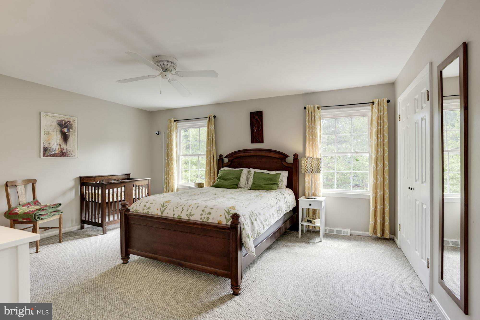 BAY HILLS - Residential