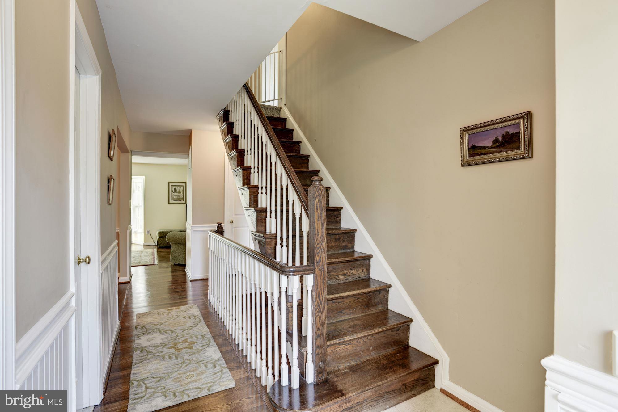 BAY HILLS - Residential