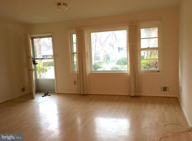 VIENNA WOODS - Residential Lease